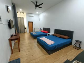 Fadli HOMESTAY - 8