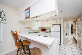 Clearwater 2D condo - 4