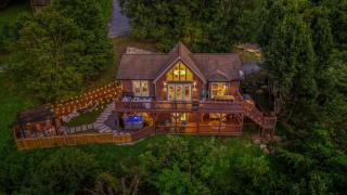 Mtn Views, HotTub, Sauna, Outdoor Theater, FirePit - Waynesville - 0