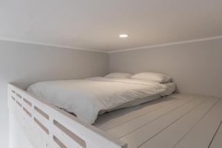 Loft Apartment in Heart of Old Town - Rīga - 6