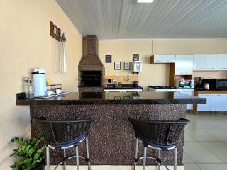 Casa 2 Suítes + 2 quartos piscina e churrasqueira - 2