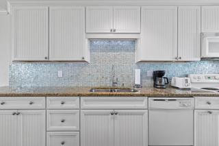 404 - 2/2 Ocean View Gem - 1