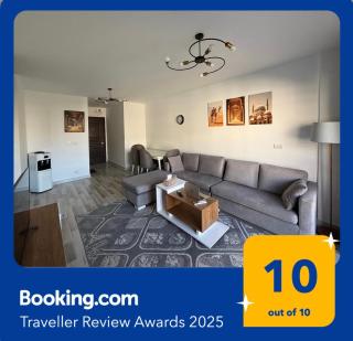 Luxury Inn: 3BR Amazing Garden View in Madinaty B6 - Madinaty - 0
