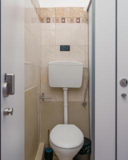 Dima Rooms And Apartments - Athen - 9