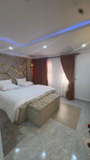 Crystal Eyo Apartments - Kubwa - 5