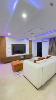 Crystal Eyo Apartments - Kubwa - 2