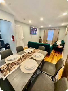 Luxurious, Spacious, Modern 6 BR with parkings sleeps up to 16 - Irvington - 2