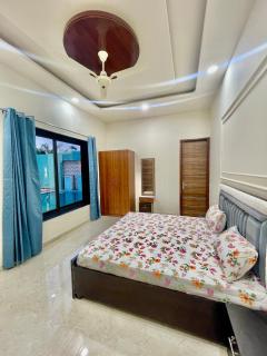 ZenRoofs - Pool Farm House - 6