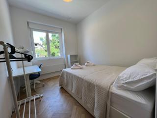 Spacious 2BR Apt in Split Center with Balcony - 0