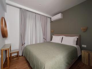 MVP Apartment in Nafplio with Courtyard - Nafplio - 9