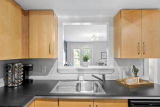 The Lofts of Downtown - 540 N 2nd St - Unit 201 - Charming 2-Bedroom in the Heart of Clarksville TN - 2