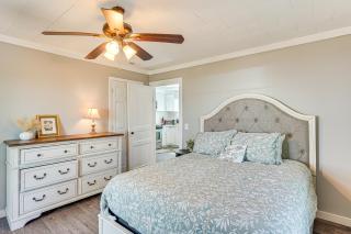 Close to Shops, Eats and Hospital Roxboro Retreat - Roxboro - 1