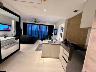 Luxury Studios Key - Gurgaon - 8