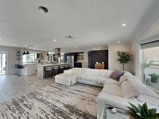 Nauti Mermaid - Cape Coral - 0