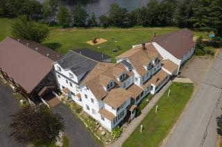 Lake Shore Farm Inn - Northwood - 9
