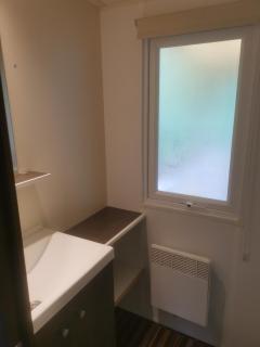 Mobilhomes 6 & 4 pers à Ivry La Bataille Clim TV Wifi terrasse & confort Paris Eure Gestion - 3