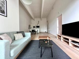 Spacious Loft Instant Favourite Up to 4 Guests Comfort & Style in Brussels - Bruxelles - 5