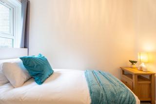 Elegant 3 Bed With Sofa Bed Just 5 Mins To Roundhay Park - Roundhay - 5