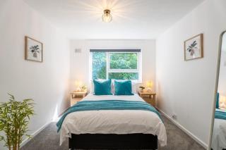 Elegant 3 Bed With Sofa Bed Just 5 Mins To Roundhay Park - Roundhay - 3