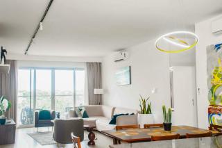 Elegant 2BR Retreat Resort Living in Cantonments - 9