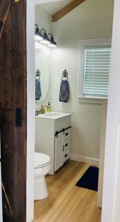 Enchanting Cottage In The Woods - Newport - 2