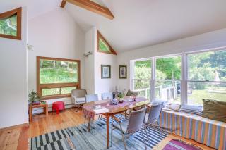 9 Mi to Dtwn Hudson Pet-Friendly Home with Pool - Craryville - 3