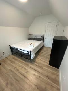 Short Walk to Niagara Falls 6 Bedrooms - Niagara Falls - 5
