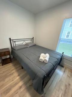 Short Walk to Niagara Falls 6 Bedrooms - Niagara Falls - 1