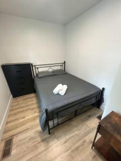 Short Walk to Niagara Falls 6 Bedrooms - Niagara Falls - 4
