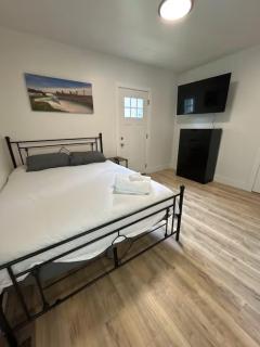Short Walk to Niagara Falls 6 Bedrooms - Niagara Falls - 3