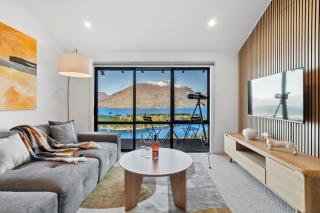 The Lookout – Alpine Lake Views - 0