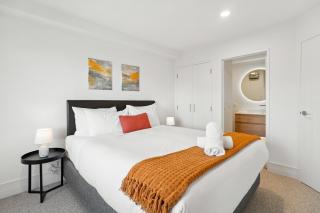 The Lookout – Alpine Lake Views - 1