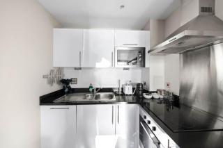 Londwell Canary Wharf Skyline Balcony Flat - Londra - 5