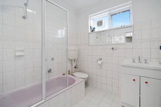 Convenient and Cosy Urban Getaway - 1