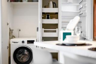 West Side Place CBD 2 Bed w Pool Sauna Gym - Melbourne - 1