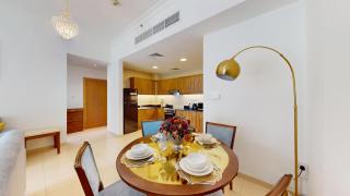 Vacationer Holiday Homes I Premium 1 Bedroom I Canal View I Business Bay I Free Gym, Pool, Parking & Wi-Fi - 1