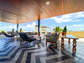 Prime Location 2BR Steps from the Beach and the 5th Avenue - 9