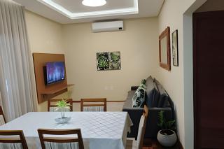 Casa com PiSCiNa, BaNHeiRa e A/C- Centro de Joinville - 2