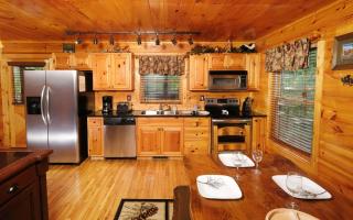 The Looney Bin - Sevierville - 4