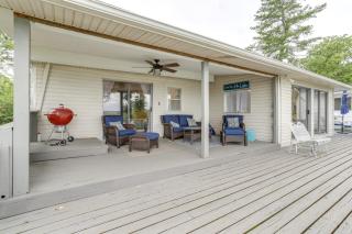 Norfork Lake Views Home with Deck in Henderson - Henderson - 0