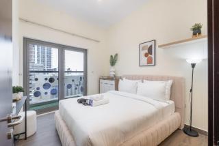 StayShort - JVC Apartment that Sleeps 4 with a Great Pool - 8