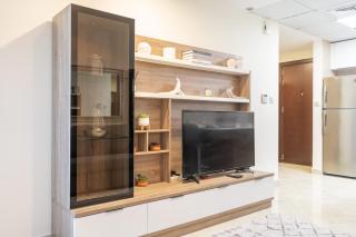 StayShort - JVC Apartment that Sleeps 4 with a Great Pool - 4