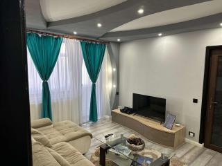 G&A Luxe Apartment Central - Târgu Jiu - 9