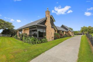 Airport Oasis - Rotorua - 9