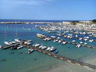 Tra castello e porto - Otranto - 6