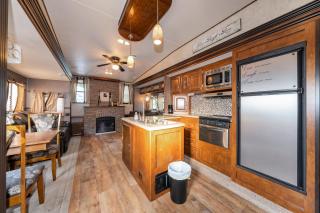 Luxury Camper in Dunes Grill Fire Pit - Gary - 6