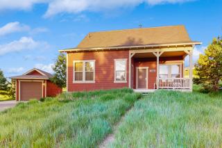 Tall Timber Getaway - 9