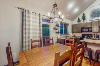 Tall Timber Getaway - Granby - 6