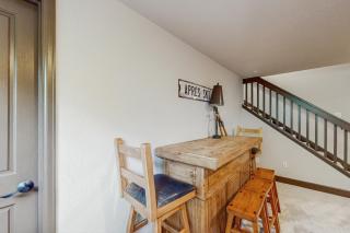 Tall Timber Getaway - 2