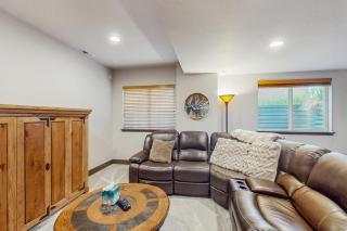 Tall Timber Getaway - 1